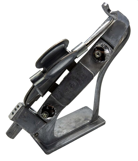 NOCK ON ARCHERY - Bitzenburger Custom Set Fletching Jig - Military