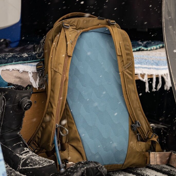Gregory - Verte 18 Backpack - Military & Gov't Discounts | GOVX